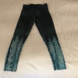 Onzie high waisted leggings size small